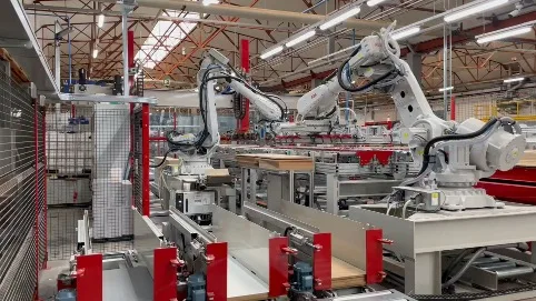 Cella speciale robotizzata integrata